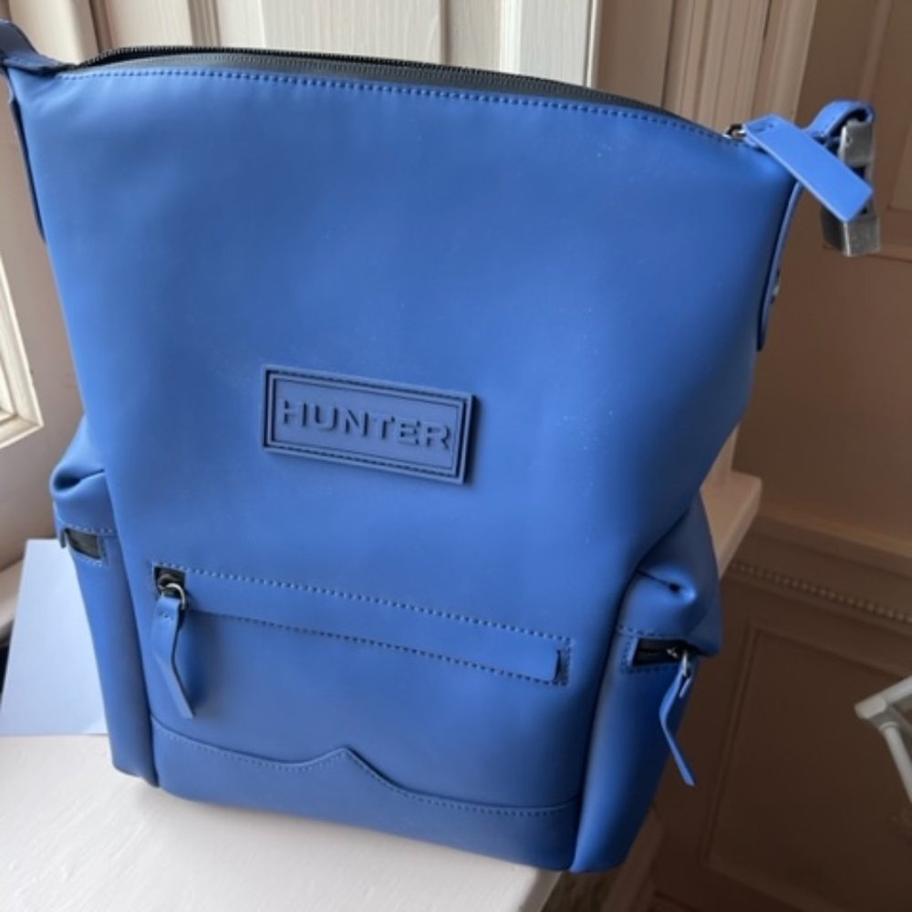 NWT Hunter Mini Topclip Backpack, Bright Blue